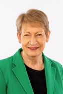 Portrait photo of Carolyn Tremain