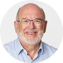 Headshot of Professor Sir Peter Gluckman – Chair