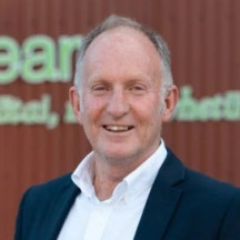 Headshot of Andrew Morrison