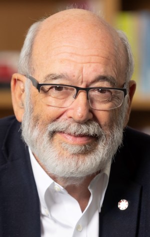 Headshot of Sir Peter Gluckman